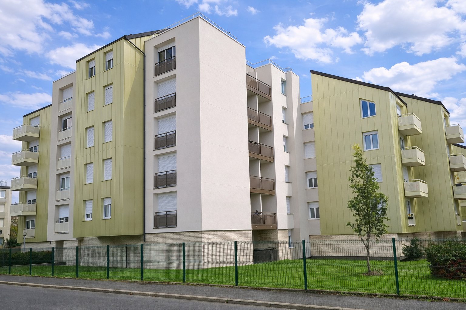 Les Mureaux - 42 logements - après travaux